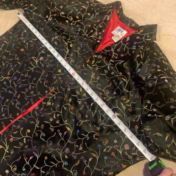 Vintage Dead Stock J.B.S. Silk Black and Red Floral Women's Jacket - Picture 9 of 11